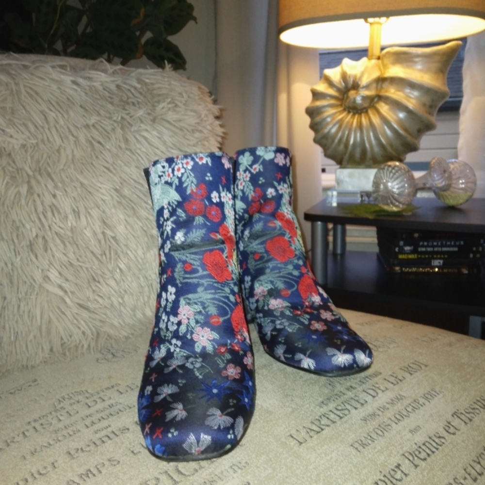indigo rd. Boho Brocade Floral Booties